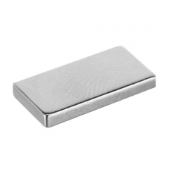 16670-neodymovy-magnet-10ks-1x0-5x0-1cm