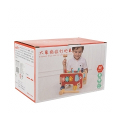 17174-kruzzel-20349-dreveny-slon-s-kladivom