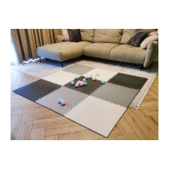 18799-penova-podlozka-puzzle-60-x-60-cm-9-ks-cierno-sedo-biela