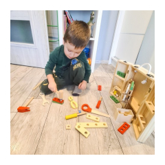 22710-ruhhy-drevena-krabica-so-sadou-naradia