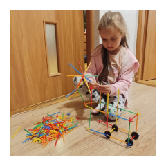 23438-stavebnica-kreativna-stavanie-zo-slamiek-238-dielikov